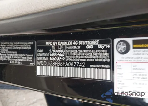 2015 Mercedes-Benz S 550 4Matic z USA, uszkodzony, nr VIN WDDUG8FB8FA087742